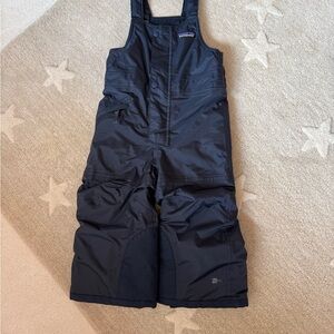 Patagonia Baby Snow Pile Bibs 2T!! Like new